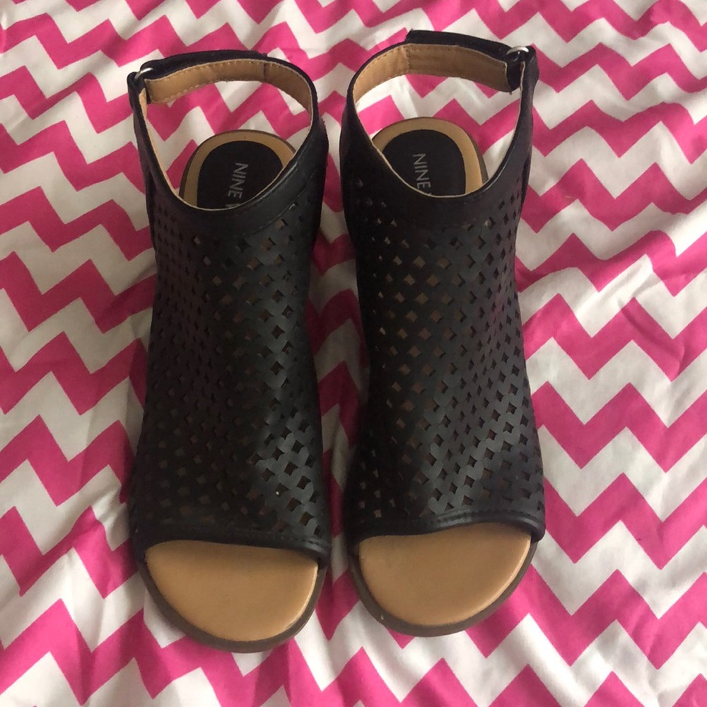 Nine West sandal